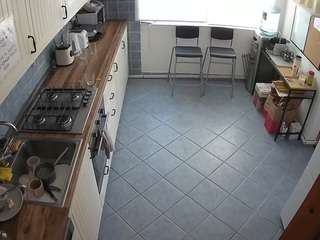 voyeurcam julmodels kitchen 2